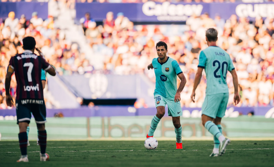 Levante vs Barcelona (21:15 – 13/09)